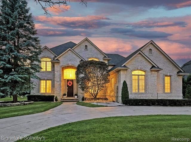 Property Photo:  55397 Apple Lane  MI 48316 