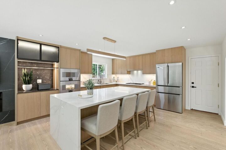 Property Photo: 1406 Hollenbeck Avenue CA 94087