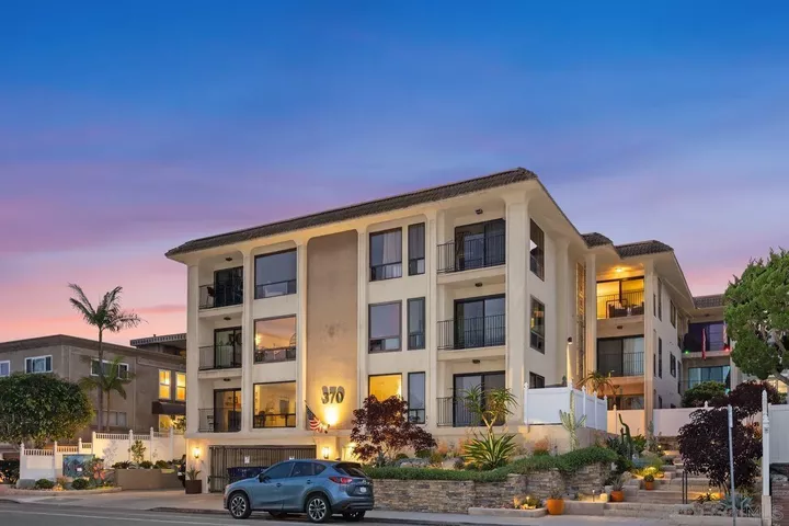Property Photo:  370 Rosecrans St 302  CA 92106 