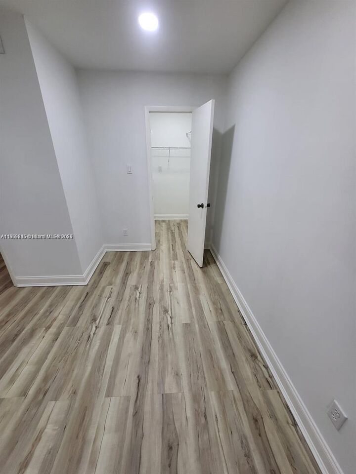 Property Photo: 15290 SW 106th Ln 315 FL 33196