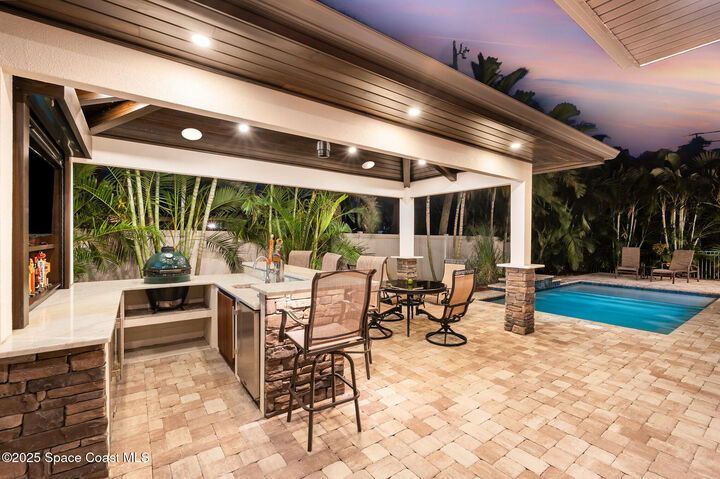 Property Photo: 115 Enclave Avenue FL 32937