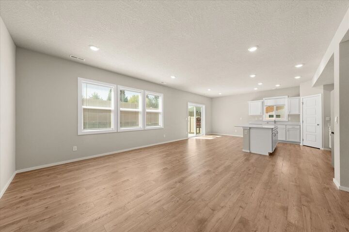 Property Photo:  20410 E Legacy Springs Ct  WA 99019 