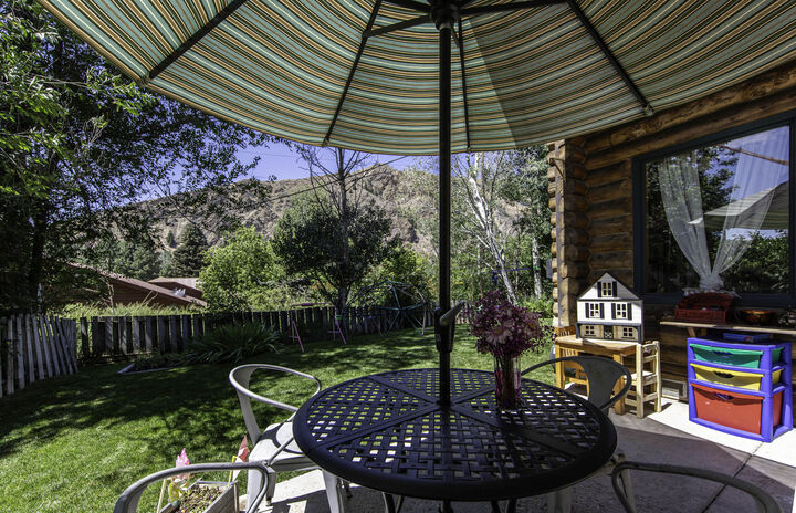 Property Photo: 309 N River St ID 83333