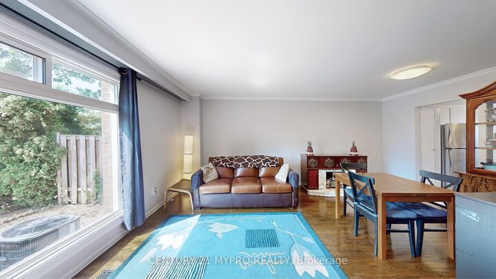 Property Photo: 6 Lexington Avenue 5 ON M9V 3T3