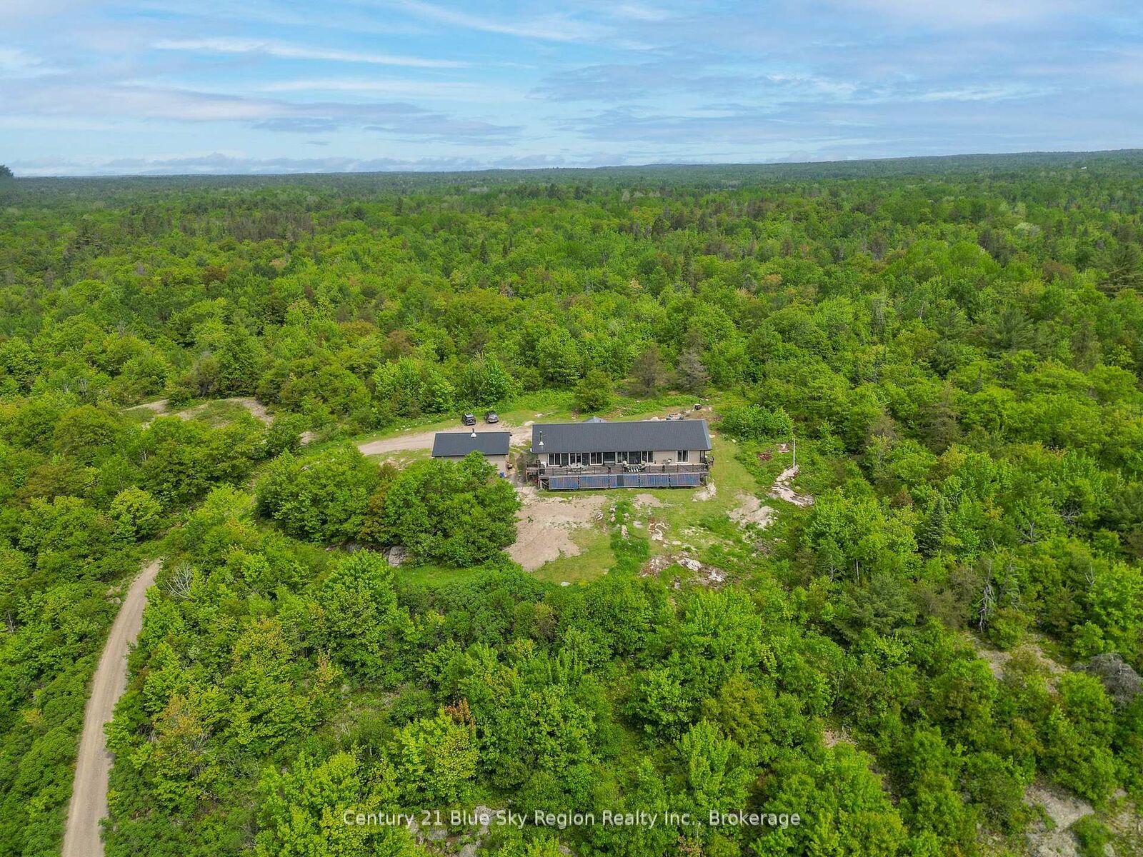 Photo de la propriété:  11327 Highway 17 N/A W  ON P0H 1G0 