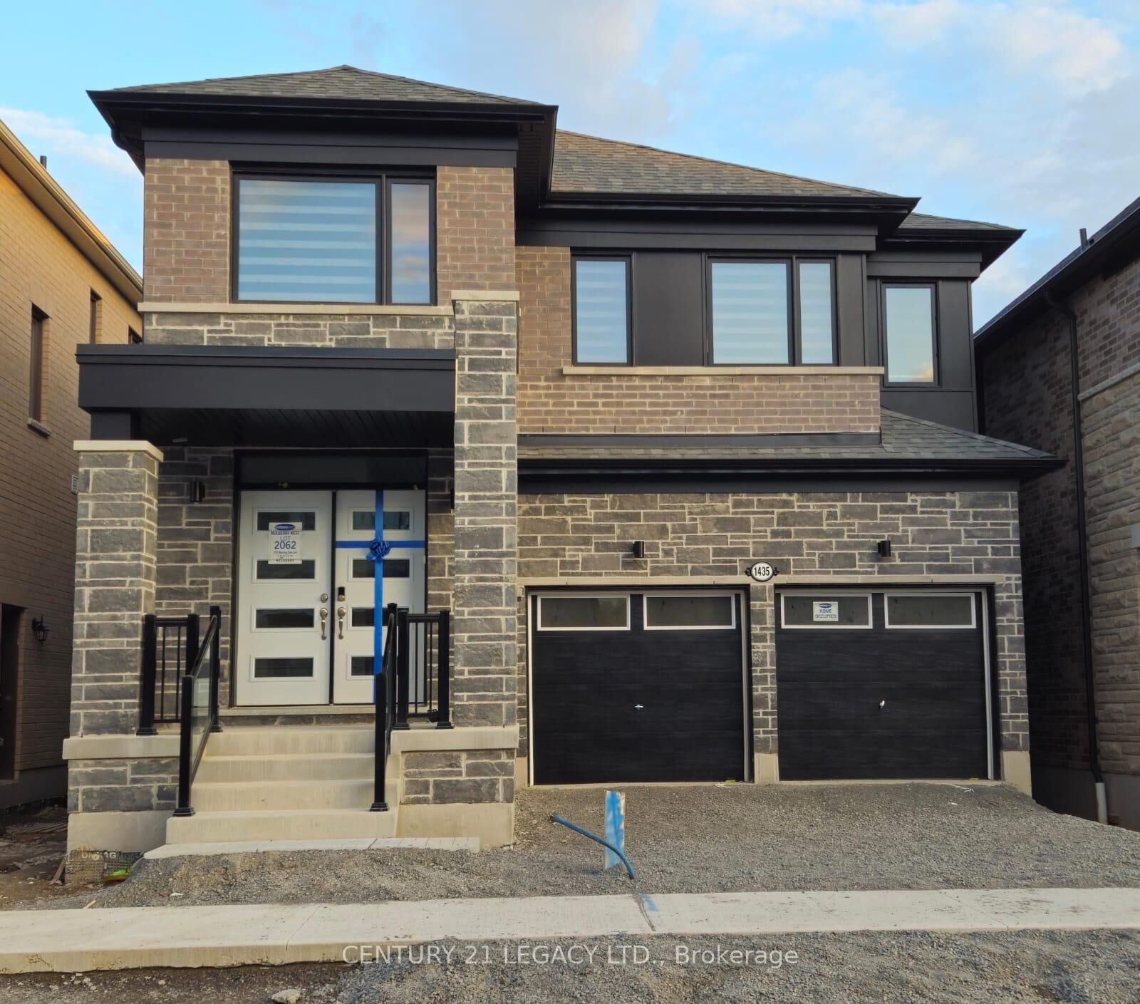 Property Photo: 1435 Mourning Dove Lane ON L1X 0N8