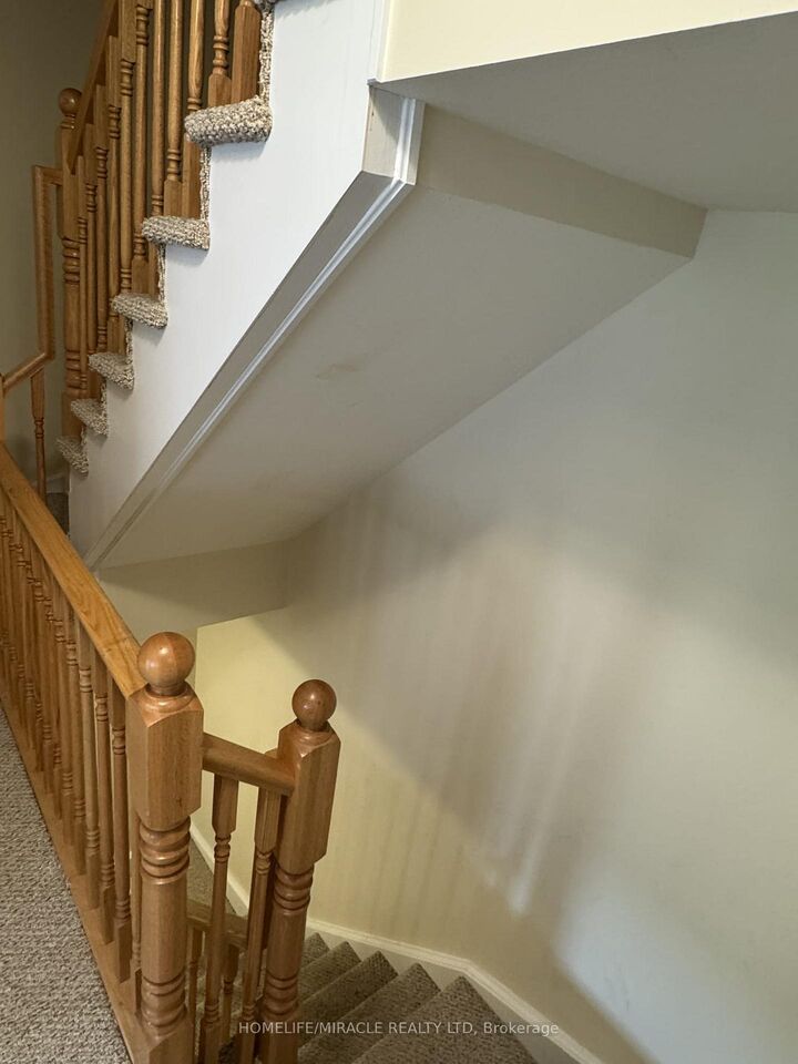 Property Photo:  77 Diana Avenue 131  ON N3T 0R6 