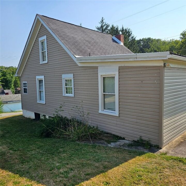 Property Photo:  2416 26th Street  PA 15010 