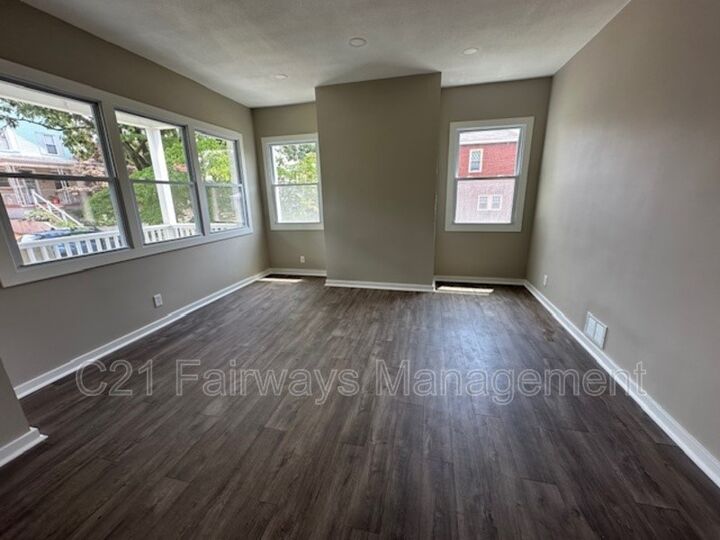 Property Photo: 3741 Wapello St PA 15212