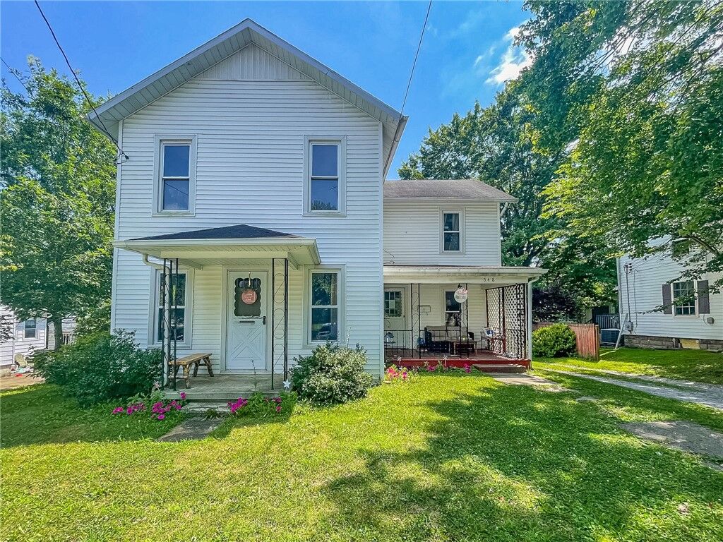 Property Photo: 548 E Beaver St PA 16137