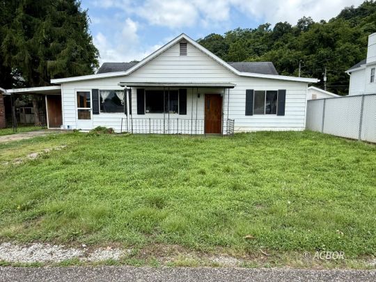 Property Photo: 52 Gallia St OH 45623