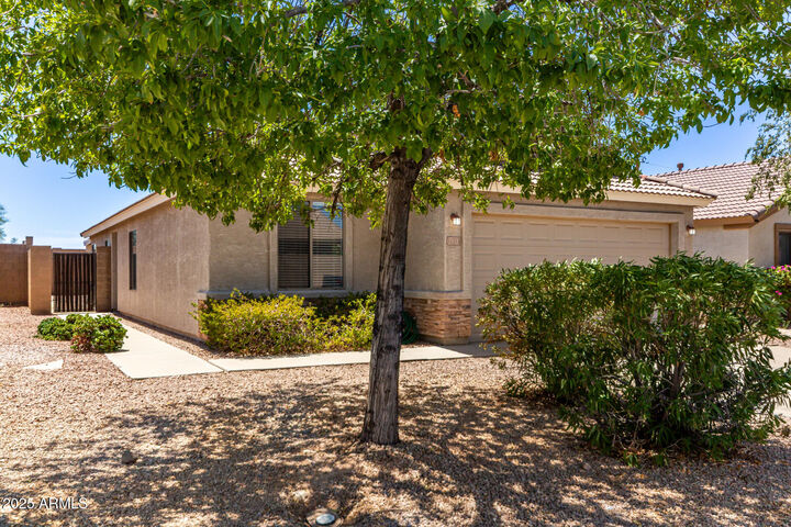 Property Photo: 11313 W Pinehollow Drive AZ 85378