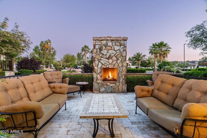 Property Photo:  4610 E Meadowview Drive  AZ 85298 