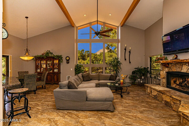 Property Photo:  25 Santa Barbara Drive  AZ 86336 
