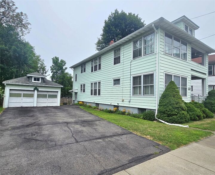 Property Photo: 1321 Vestal Ave NY 13903