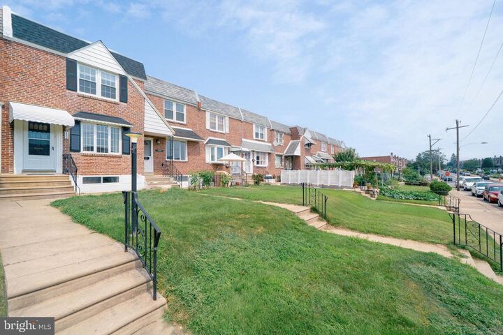 Property Photo: 2833 Knorr Street PA 19149