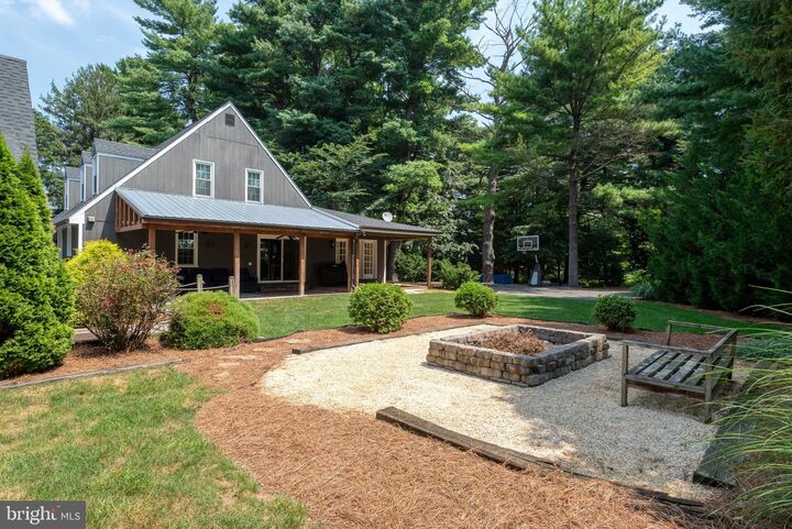 Property Photo:  2111 Landis Valley Road  PA 17601 