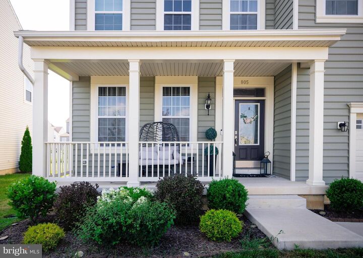 Property Photo: 805 Hugo Drive DE 19709