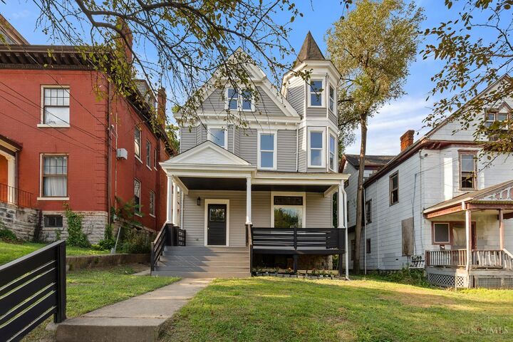 Property Photo:  312 McGregor Avenue  OH 45219 