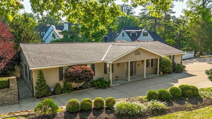Property Photo:  1138 E Rookwood Drive  OH 45208 