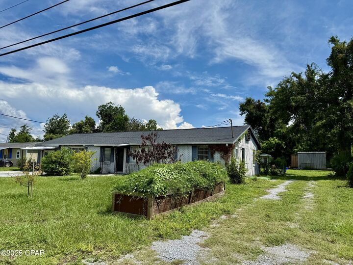 Property Photo:  4908 Meadow Street  FL 32404 