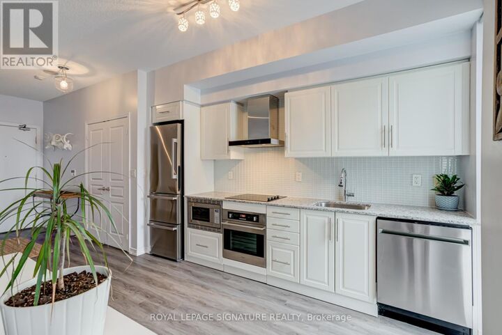 Property Photo:  352 Front Street West 2108  ON M5V 0K3 