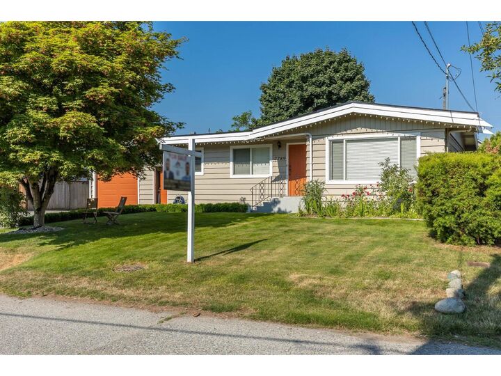 Property Photo:  2789 Centennial  BC V2T 2V4 