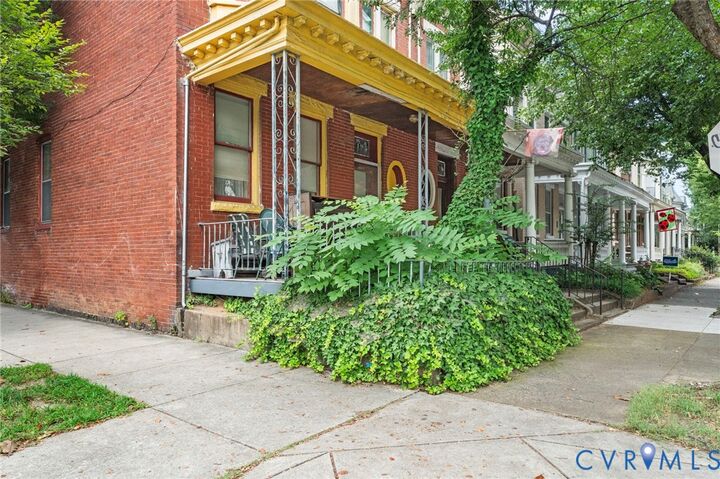 Property Photo:  2 N Davis Avenue  VA 23220 