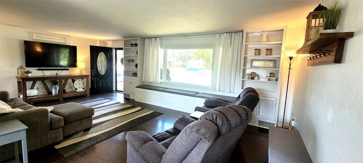 Property Photo:  366 Mercer Road  PA 16037 