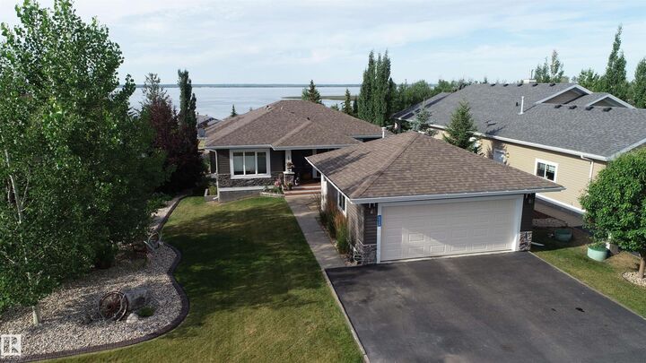 Property Photo: 55101 Ste. Anne Trail 525 AB T0E 1A1