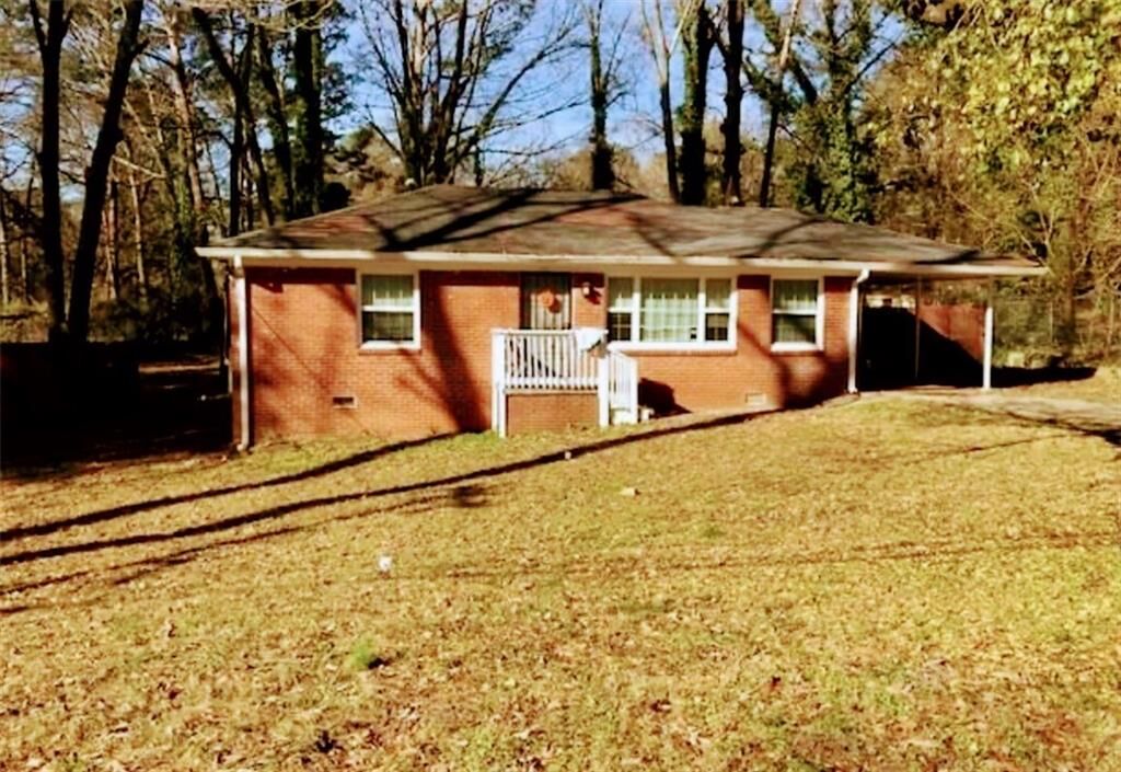 Property Photo: 2359 Locust Lane SE GA 30315