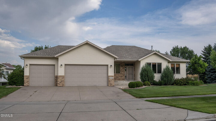 Property Photo: 2000 Valley Drive ND 58503