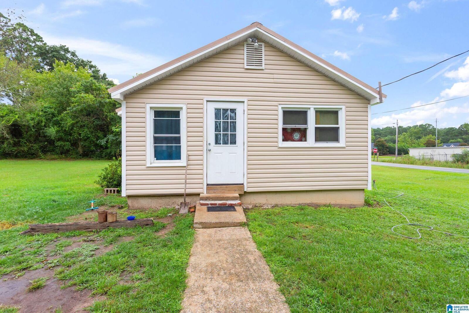 Property Photo:  910 Whites Gap Road  AL 36265 