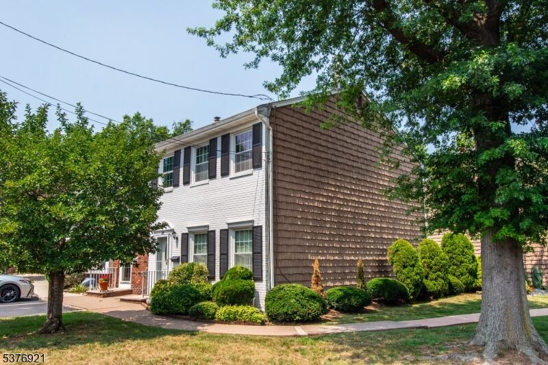Property Photo:  65 Wick Dr  NJ 08863 