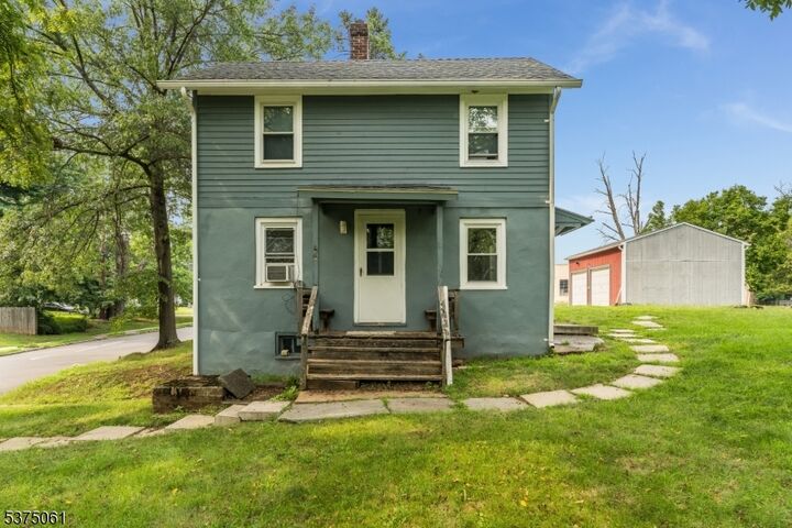 Property Photo:  22 Allen St  NJ 08822 