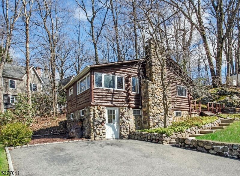 Property Photo:  3 Toboggan Trl  NJ 07405 