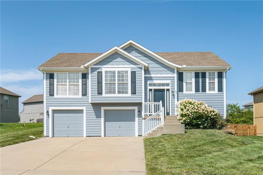 Property Photo:  4404 NE 85th Street  MO 64156 