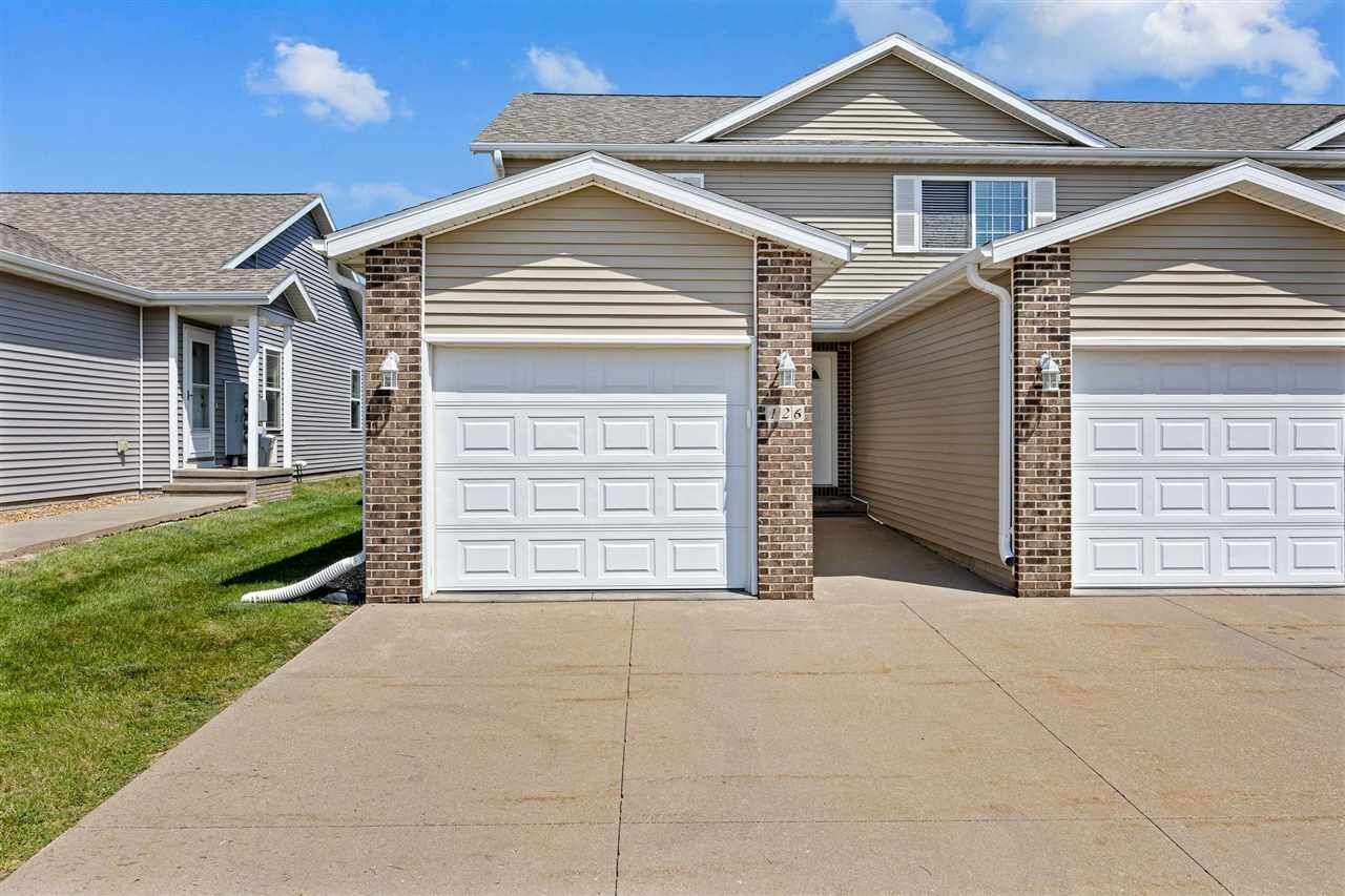 Property Photo:  126 Alydar Dr  IA 52317 