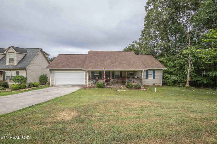Property Photo: 131 Newport Way TN 37763