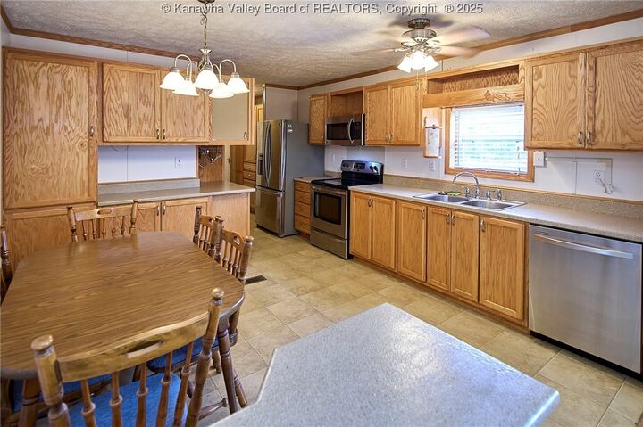 Property Photo: 105 Oak Tree Lane WV 25143
