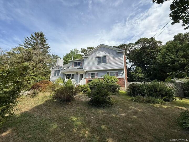 Property Photo:  216 Glenwood Lane  NY 11777 