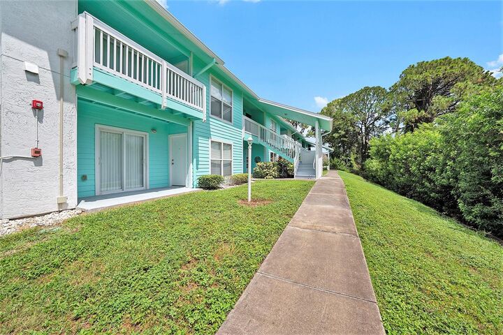 Property Photo:  455 Alt 19 S 99  FL 34683