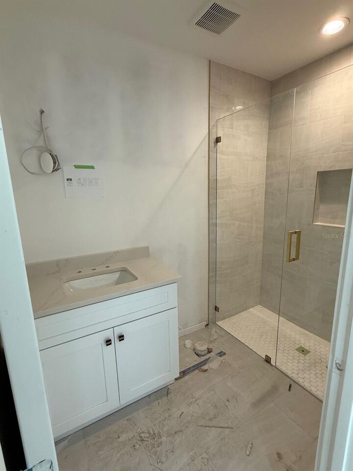 Property Photo: 1206 W Lemon Street 2 FL 33606