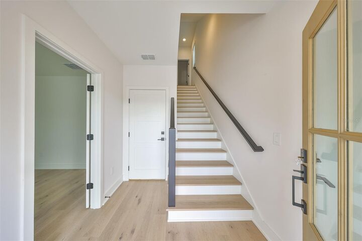 Property Photo: 1206 W Lemon Street 2 FL 33606