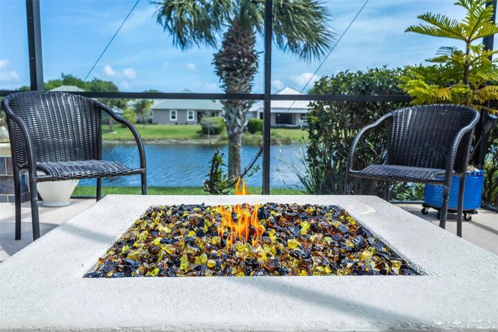 Property Photo: 54 Longview Way N FL 32137