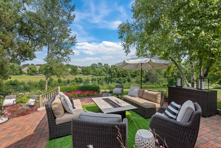Property Photo: 4012 W Canterbury Ct WI 53092