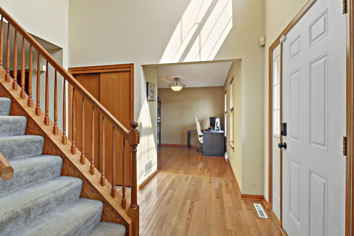Property Photo:  6532 Kingsview Dr  WI 53406 