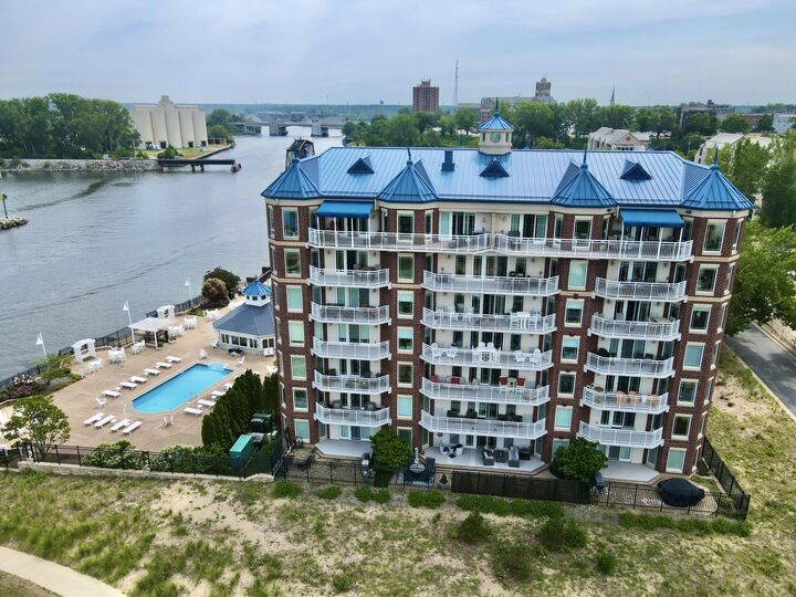 Property Photo:  200 Lake Street  MI 49085 