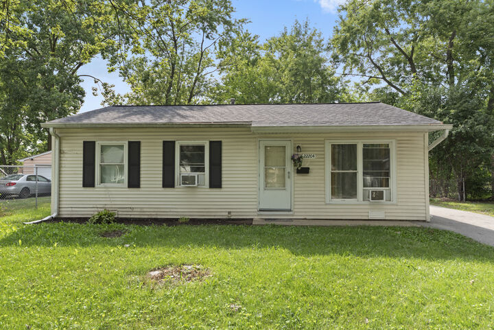 22204 Kostner Avenue  Richton Park IL 60471 photo