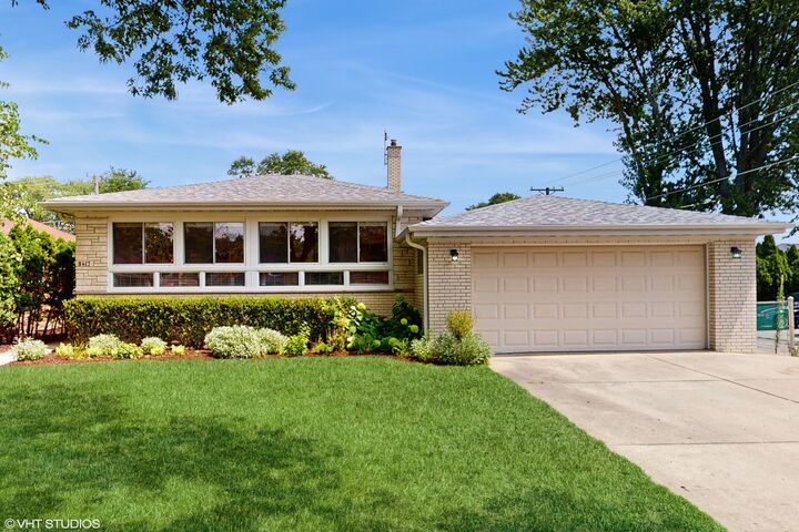 8417 Harding Avenue  Skokie IL 60076 photo
